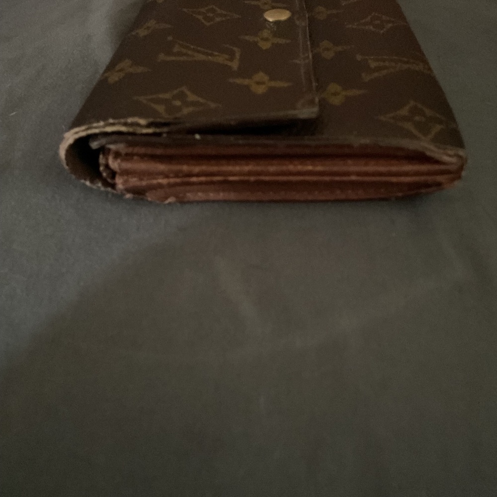 Rehab Project LV Monogram Sarah Wallet - Picture 3 of 8